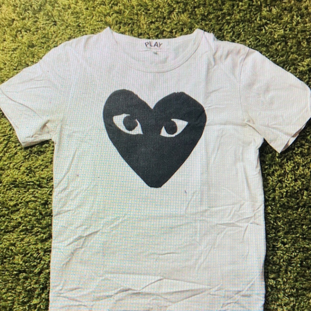 Kids White Heart Graphic T-Shirt